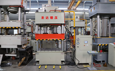 200噸四柱液壓機(jī)有多重？
