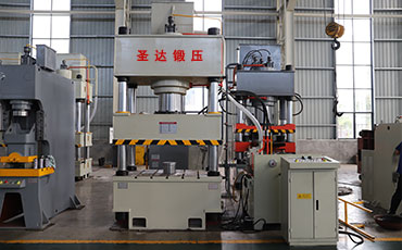 四柱液壓機價格因素有哪些？